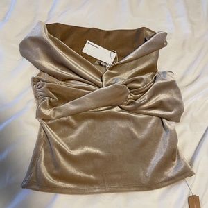 NWT Reformation Ezlynn knit top - Prosecco Velvet, Size M